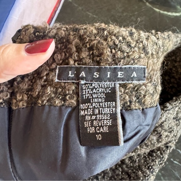 L'asiea Chocolate Brown Neutral Textured A line Business Wear Skirt Size 10 Wool - Picture 5 of 6